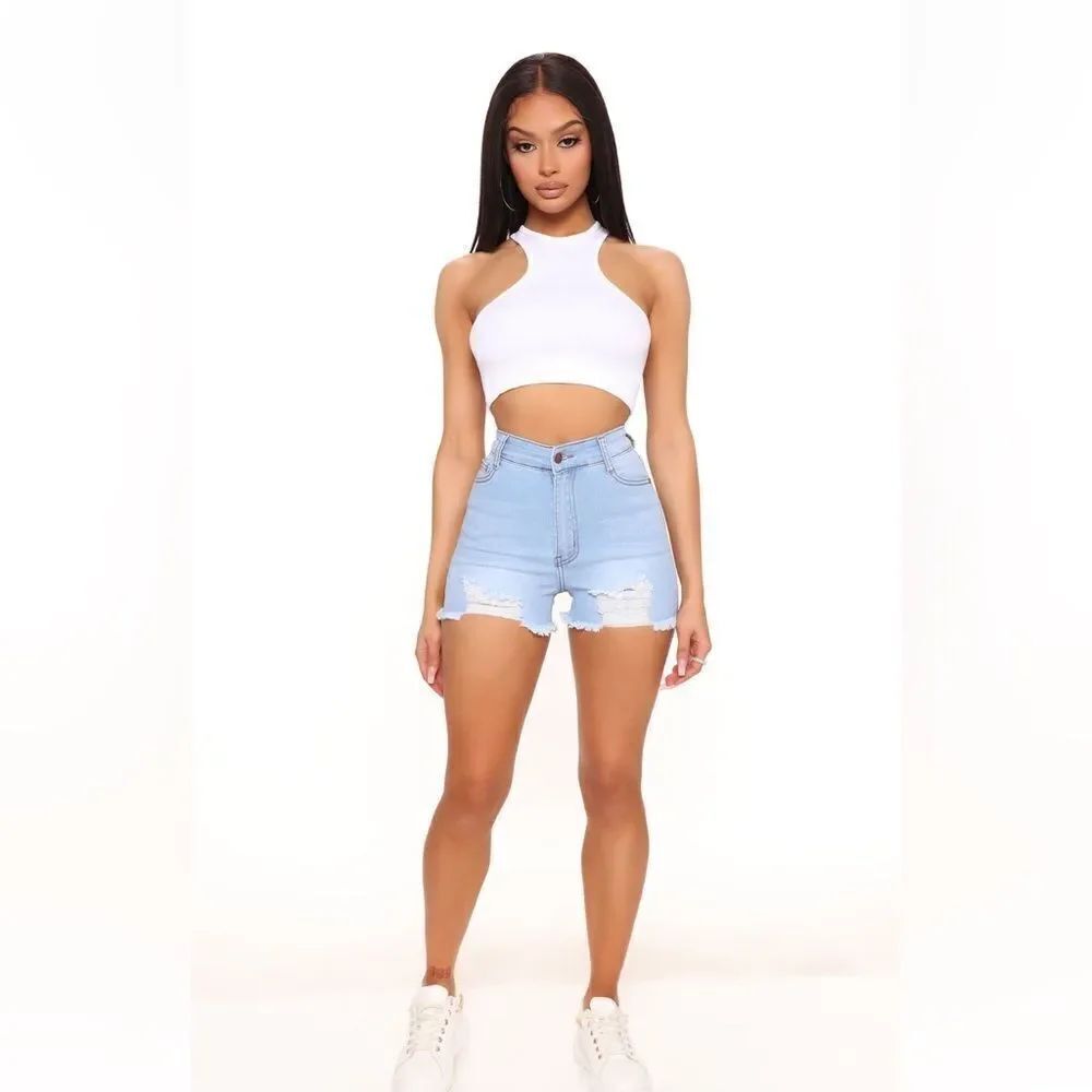 NWT Fashion Nova Clearwater high rise denim shorts size 3